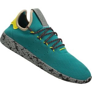 NWT ADIDAS PHARRELL WILLIAMS HU SHOES. Men 5